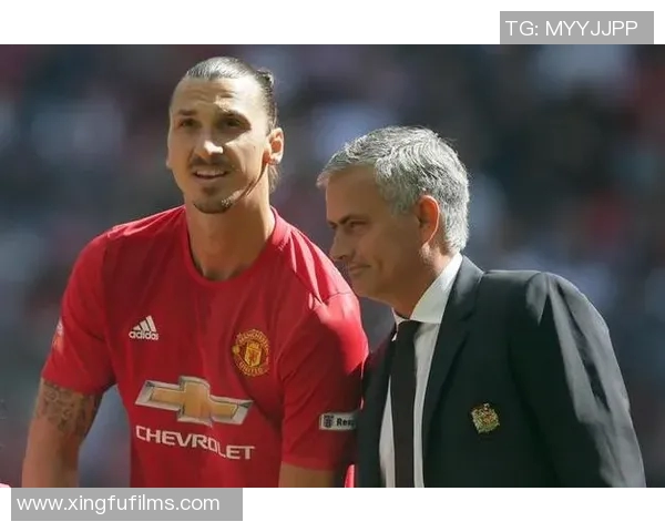 足球明星转会背后的原因与动机分析探讨